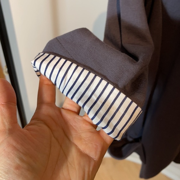 Soft Grey Blazer - Picture 5 of 6